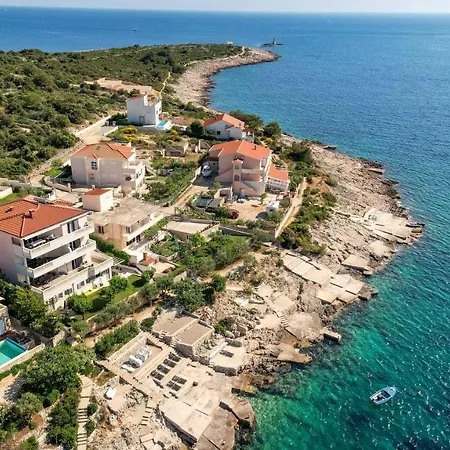 Rajcic * Rogoznica (Sibenik-Knin)
