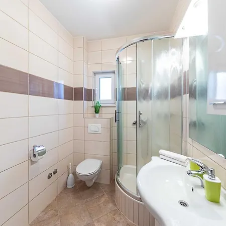 Rajcic * Rogoznica (Sibenik-Knin)